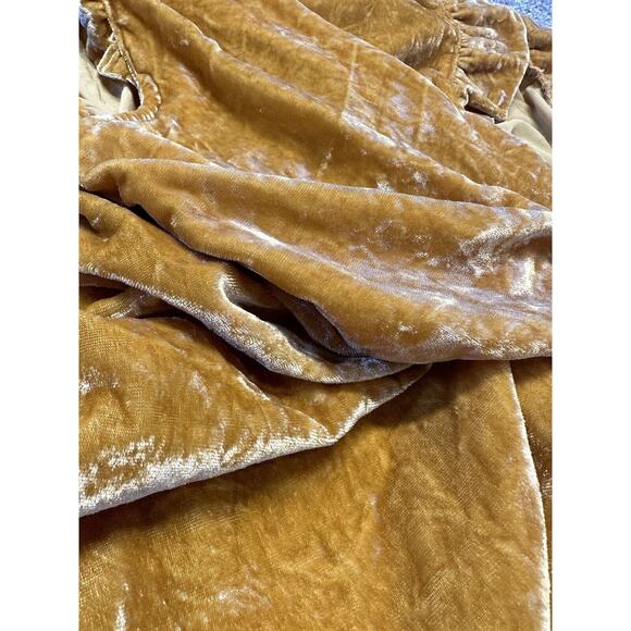 LOFT Plus Sz 22 Ruffle Sleeveless Velour Velvet Top Gold Party Holiday Workwear - Picture 10 of 10